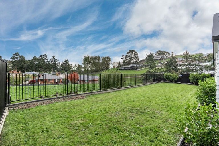 Photo of property in 64 Heathfield Drive, Mosgiel, 9024