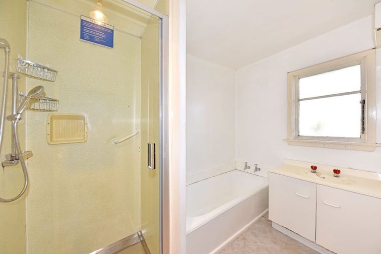 Photo of property in 29 Greendale Avenue, Avonhead, Christchurch, 8042