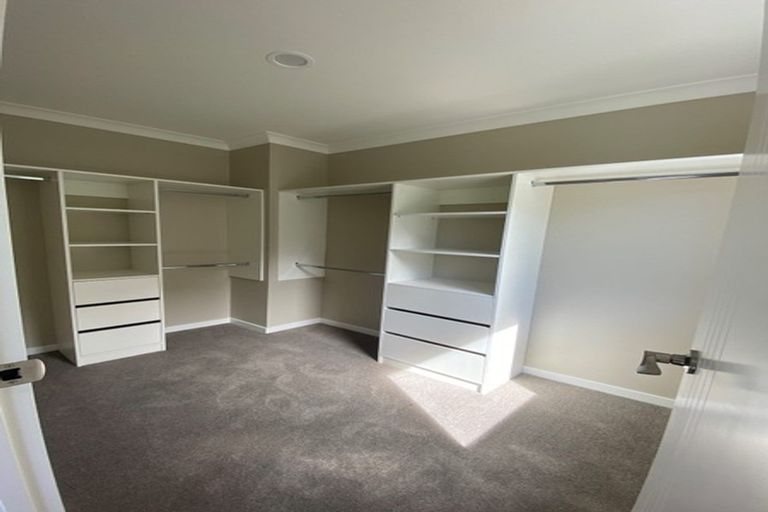 Photo of property in 30 Godfrey Drive, Orewa, 0931