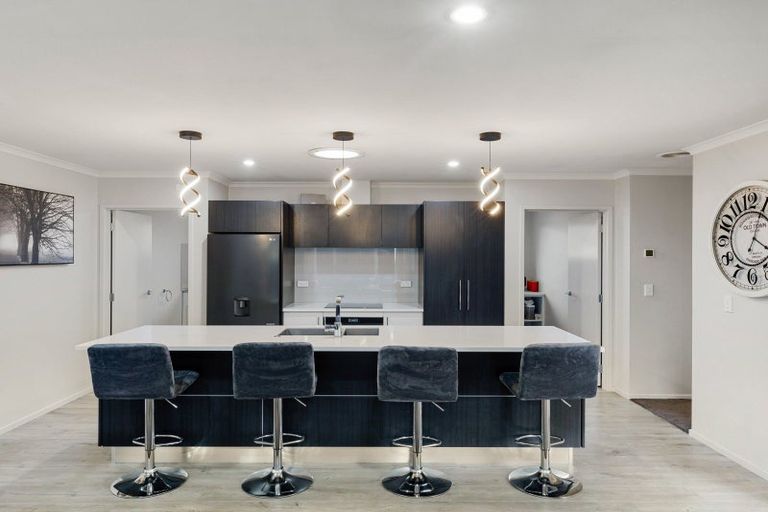 Photo of property in 5 Trauzer Place, Flagstaff, Hamilton, 3210