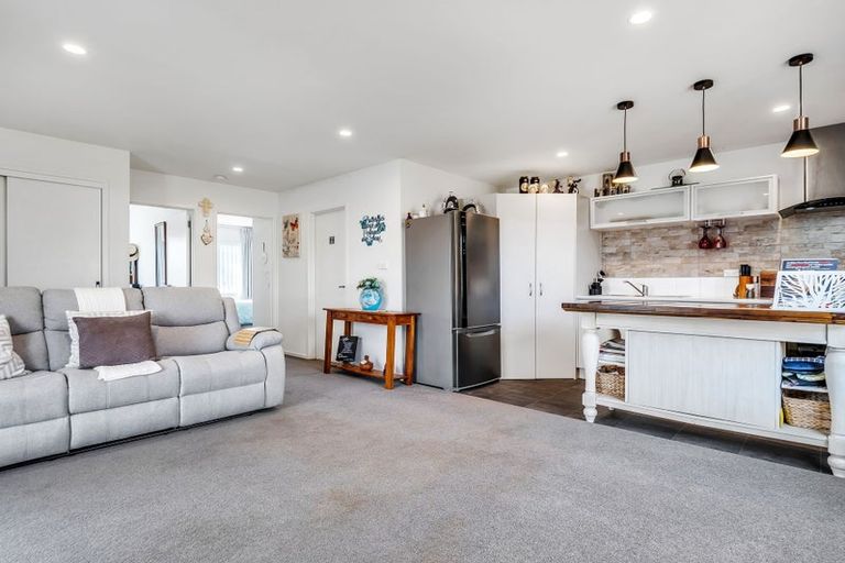 Photo of property in 304/11 Kamahi Crescent, Papamoa Beach, Papamoa, 3118