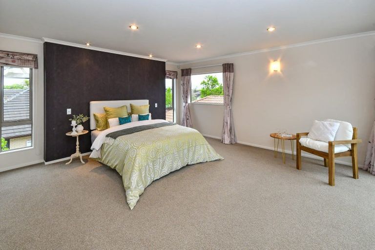 Photo of property in 36 Leburn Crescent, Flat Bush, Auckland, 2016