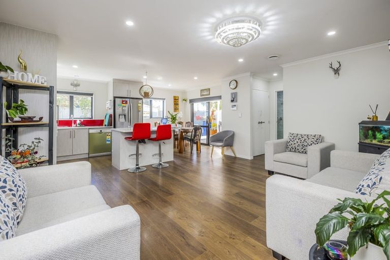 Photo of property in 13b Trimmer Terrace, Papatoetoe, Auckland, 2025