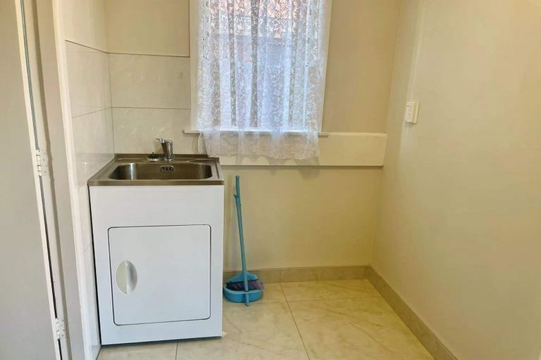 Photo of property in 1/6 Brooklyn Avenue, Papatoetoe, Auckland, 2025