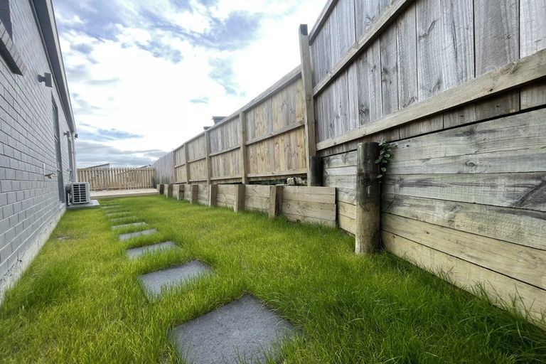 Photo of property in 3 Mata Road, Massey, Auckland, 0614