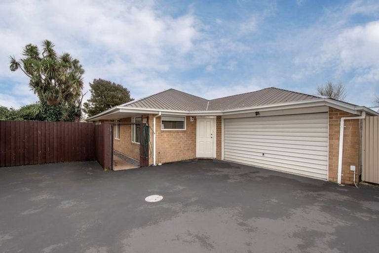 Photo of property in 2/9 Ruru Road, Linwood, Christchurch, 8062