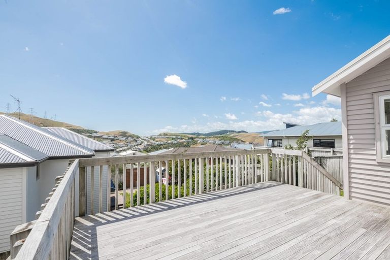 Photo of property in 68 Waverton Terrace, Churton Park, Wellington, 6037