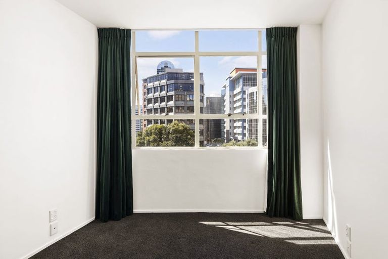 Photo of property in Hume House, 152u9 The Terrace, Wellington Central, Wellington, 6011