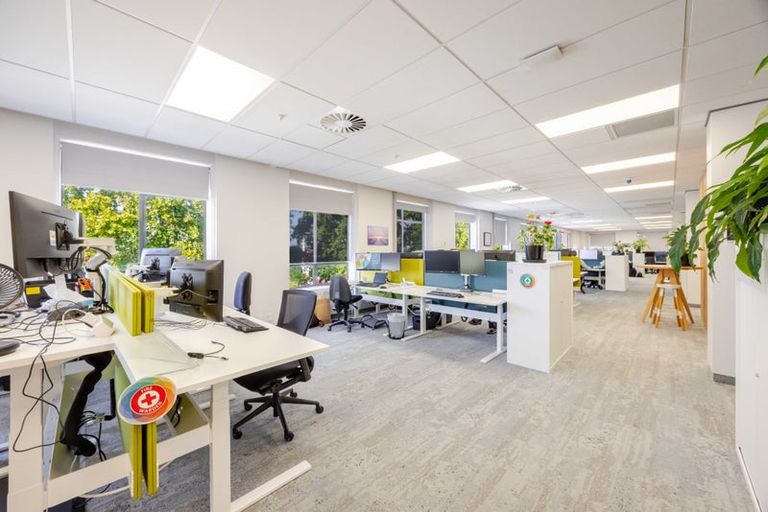 Photo of property in 166 Arran Point Parade, Orewa, 0931