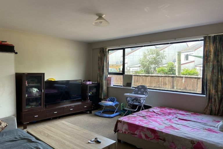Photo of property in 3/94 Pharazyn Street, Melling, Lower Hutt, 5010