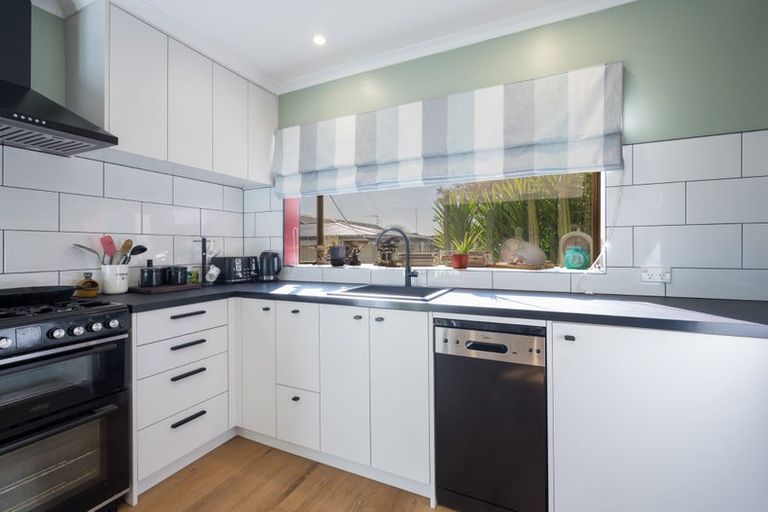 Photo of property in 21 Edward Street, Richmond, 7020