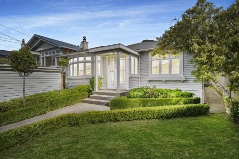 Photo of property in 13 Firth Terrace, Karori, Wellington, 6012