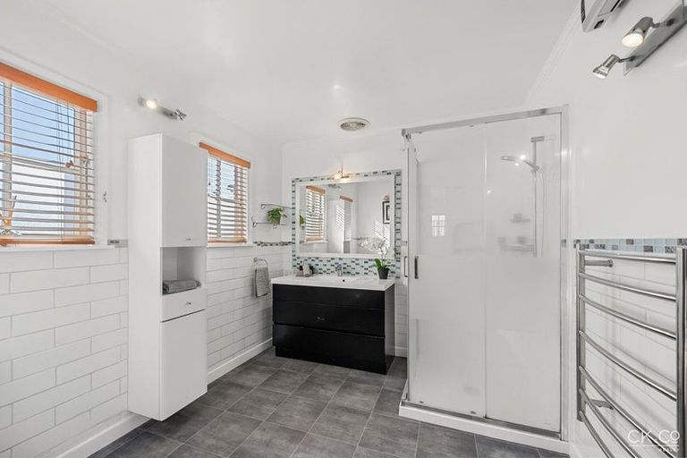 Photo of property in 55 Tama Street, Alicetown, Lower Hutt, 5010