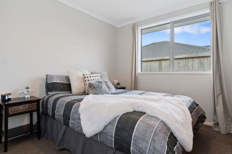 Photo of property in 18 Raiha Street, Papamoa Beach, Papamoa, 3118