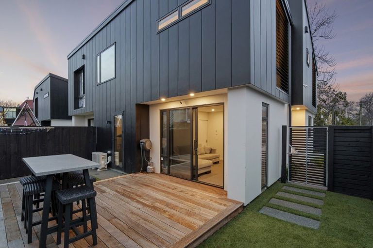 Photo of property in 16a Champion Street, Edgeware, Christchurch, 8013