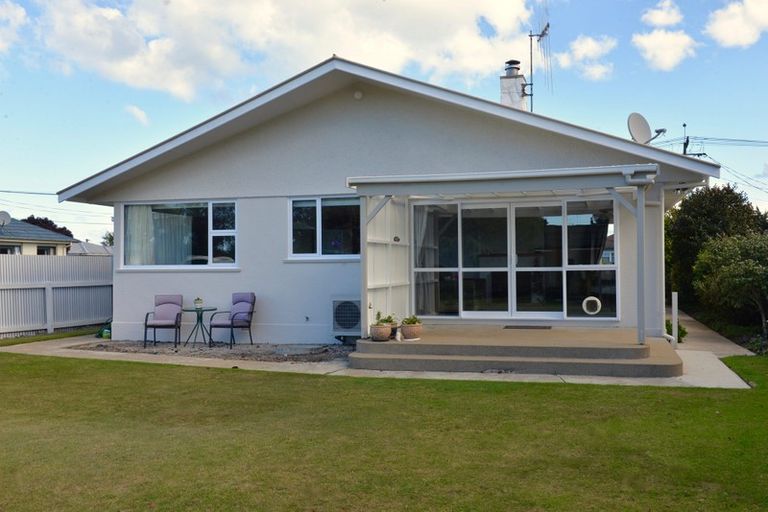 Photo of property in 16 Sandringham Street, Oamaru North, Oamaru, 9400