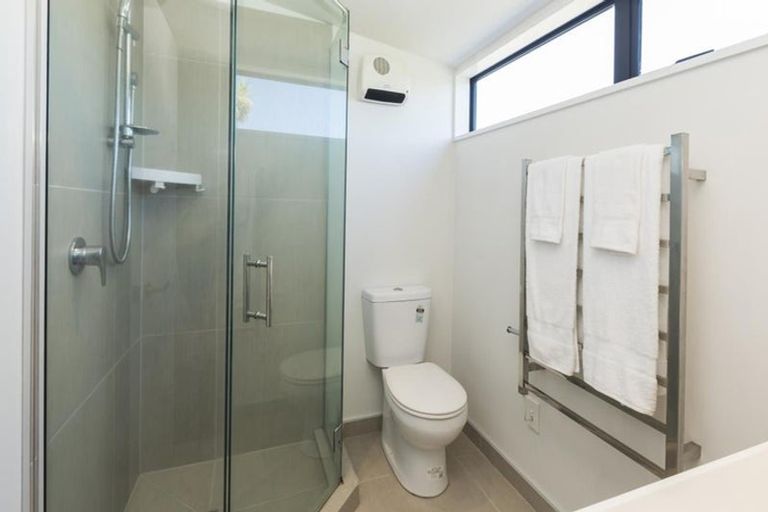 Photo of property in 8/20 North Avon Road, Richmond, Christchurch, 8013