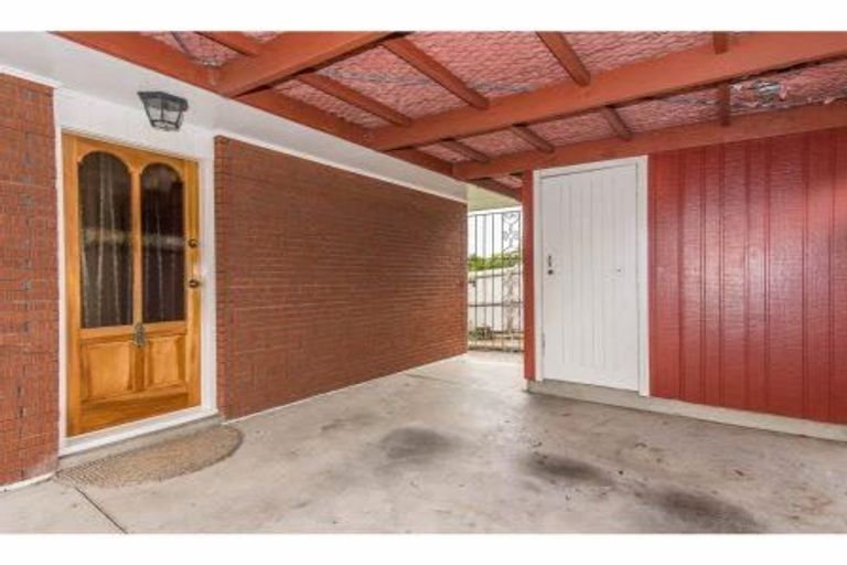 Photo of property in 75a/2 West Coast Road, Glen Eden, Auckland, 0602