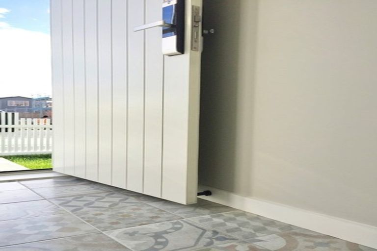 Photo of property in 12 Roa Avenue, Hobsonville, Auckland, 0616