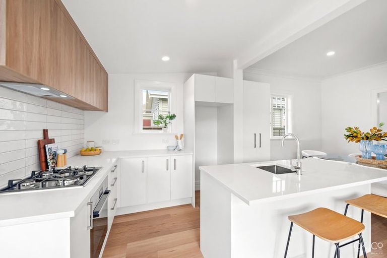 Photo of property in 62 Bell Road, Waiwhetu, Lower Hutt, 5010
