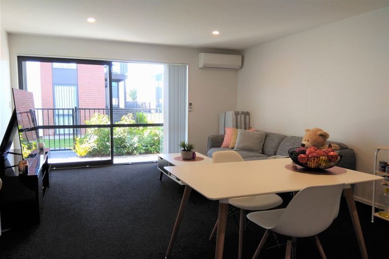 Photo of property in 2/17 Bunyan Street, Waltham, Christchurch, 8023