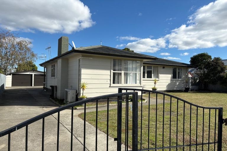 Photo of property in 39 Liverpool Crescent, Flaxmere, Hastings, 4120