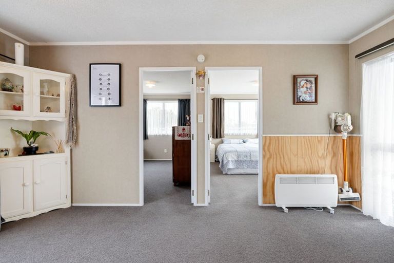 Photo of property in 43 Lansdowne Crescent, Glenview, Hamilton, 3206