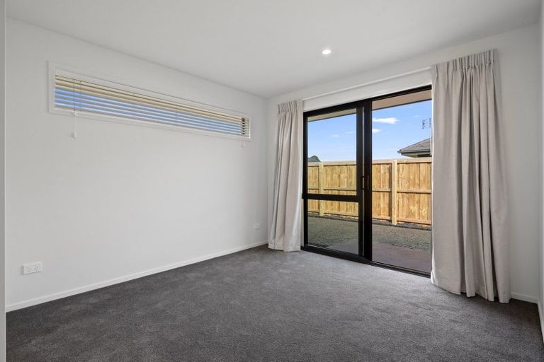 Photo of property in 12 Mccahon Lane, Rolleston, 7615
