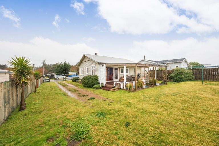 Photo of property in 20 Barling Street, Himatangi Beach, Foxton, 4891