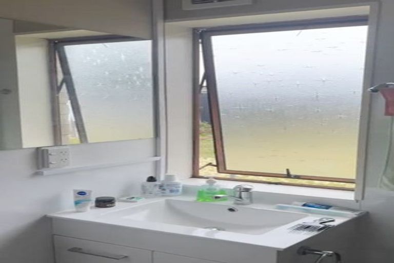 Photo of property in 1/382 Main Road North, Bay View, Napier, 4104