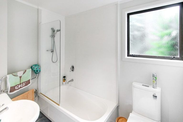 Photo of property in 17 Kotare Street, Ahipara, Kaitaia, 0481