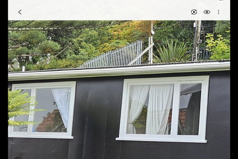 Photo of property in 1 Maurice Terrace, Te Aro, Wellington, 6011