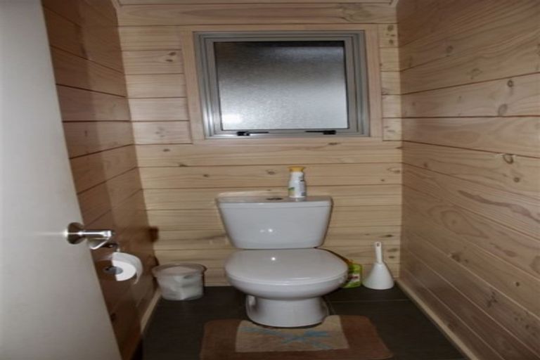 Photo of property in 1 Leeward Drive, Whitianga, 3510