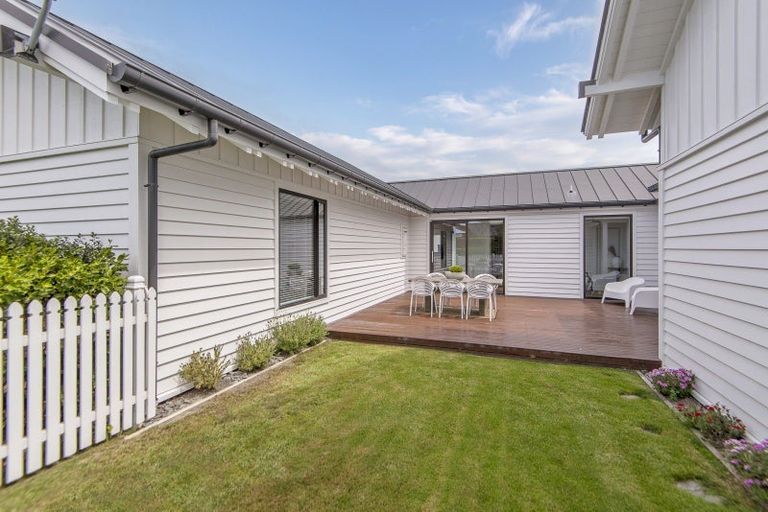 Photo of property in 23 East Stream Lane, Northwood, Christchurch, 8051