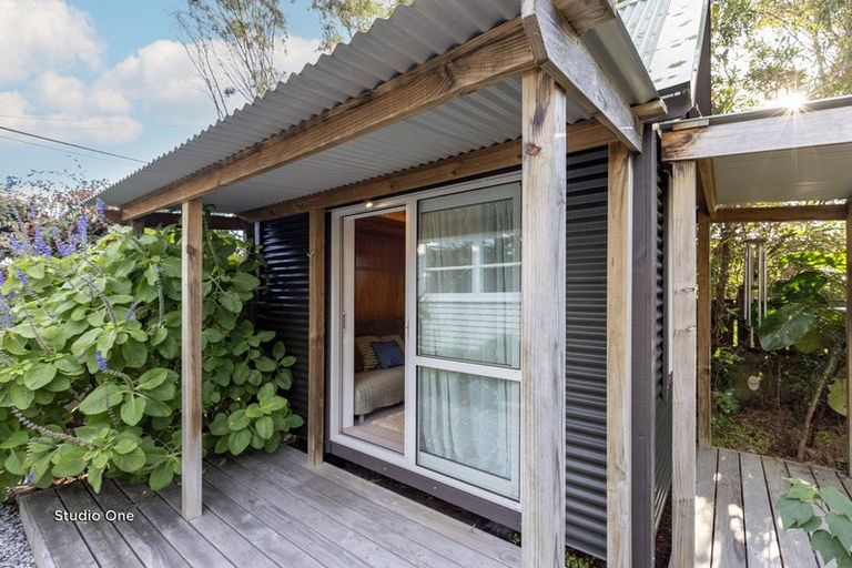 Photo of property in 144 Tilley Road, Paekakariki, 5034