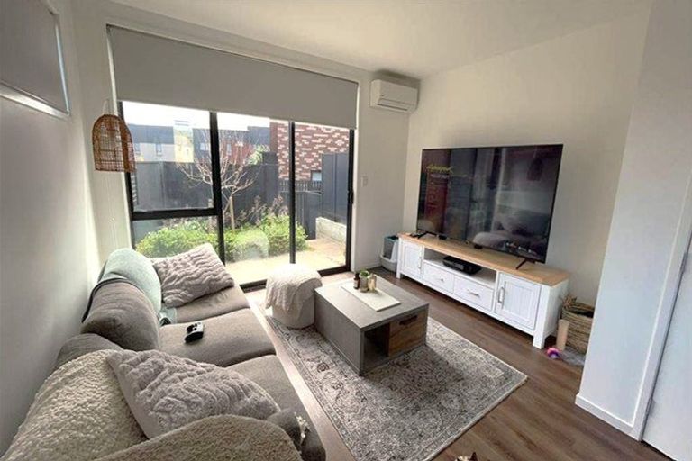 Photo of property in 32 Tuhono Street, Manukau, Auckland, 2104