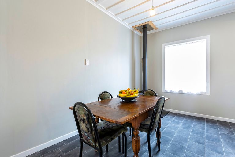 Photo of property in 90 George Street, Tuakau, 2121