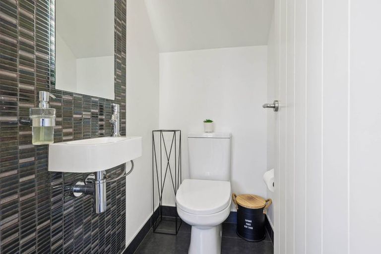 Photo of property in 17 Meteor Road, Hobsonville, Auckland, 0616