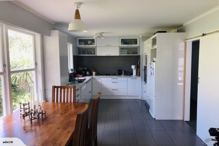 Photo of property in 35 Parker Avenue, New Lynn, Auckland, 0600
