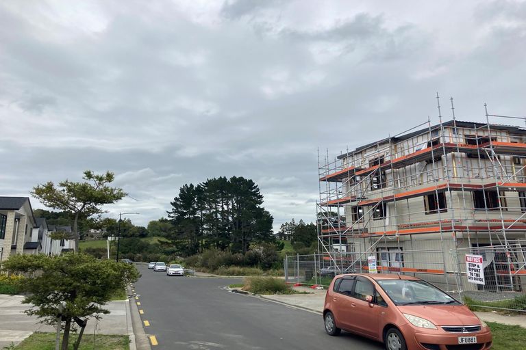 Photo of property in 301 Flat Bush School Road, Flat Bush, Auckland, 2019