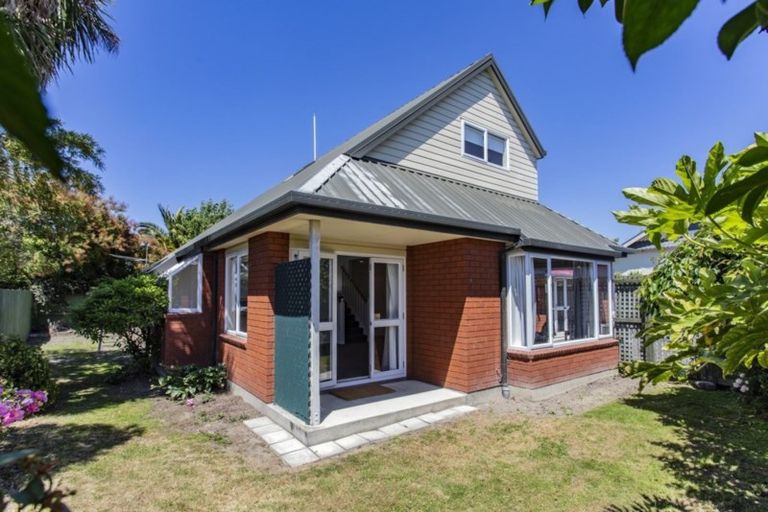 Photo of property in 122a West Belt, Rangiora, 7400