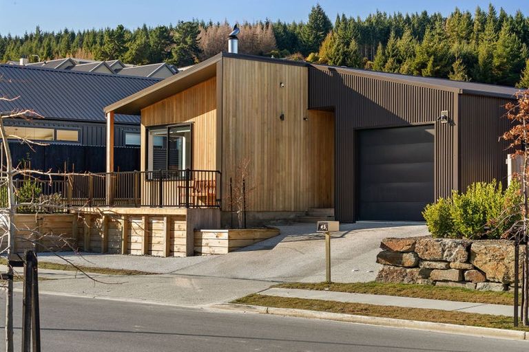 Photo of property in 45 Clearview Street, Wanaka, 9305