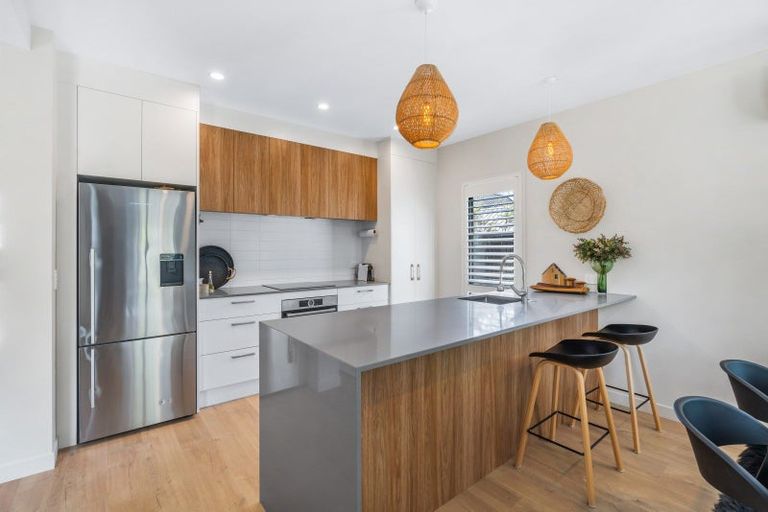 Photo of property in 1 Mulholland Drive, Jacks Point, 9371