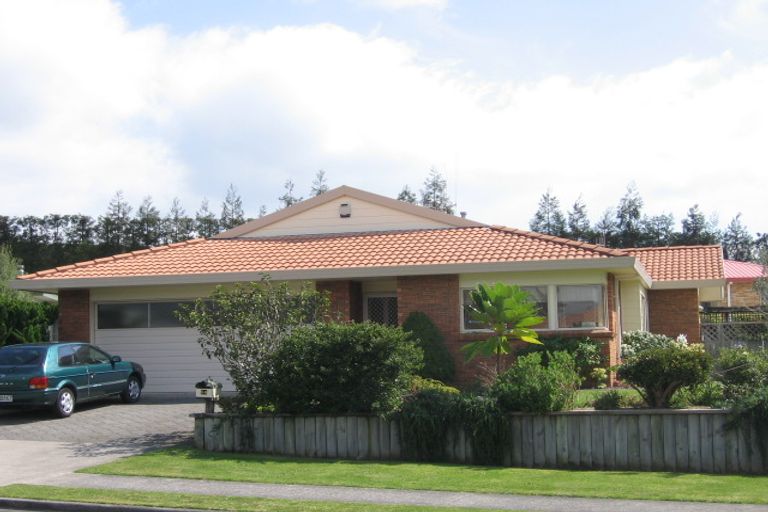 Photo of property in 84 Russley Drive, Mount Maunganui, 3116