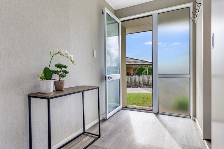 Photo of property in 67 Sandwich Road, St Andrews, Hamilton, 3200