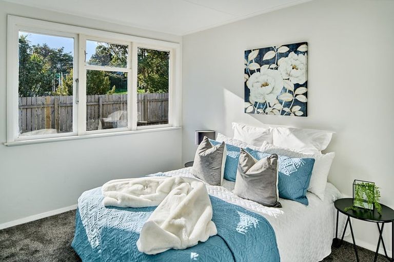Photo of property in 38a Victory Crescent, Tawa, Wellington, 5028