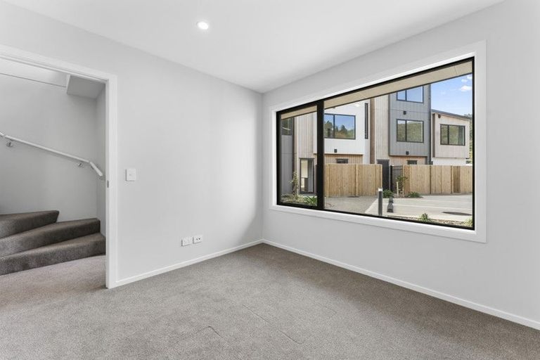 Photo of property in 13/4 Tawhai Street, Stokes Valley, Lower Hutt, 5019