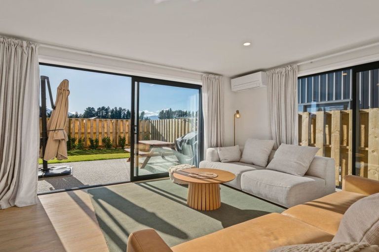 Photo of property in Northlake, 24 Glenavon Green, Wanaka, 9305