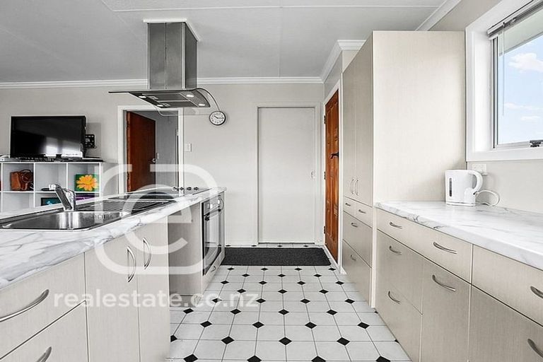 Photo of property in 2 Swarbrick Drive, Te Awamutu, 3800