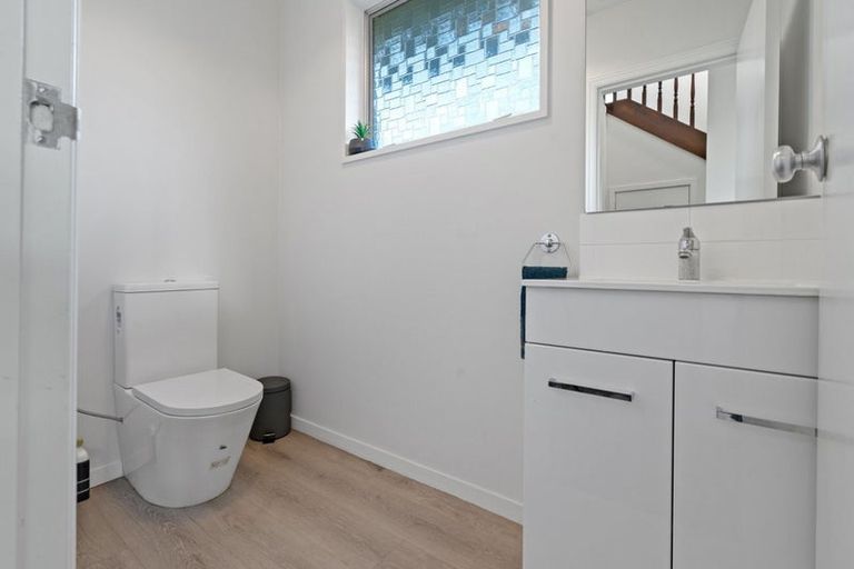 Photo of property in 1/6 Croziers Road, St Albans, Christchurch, 8052